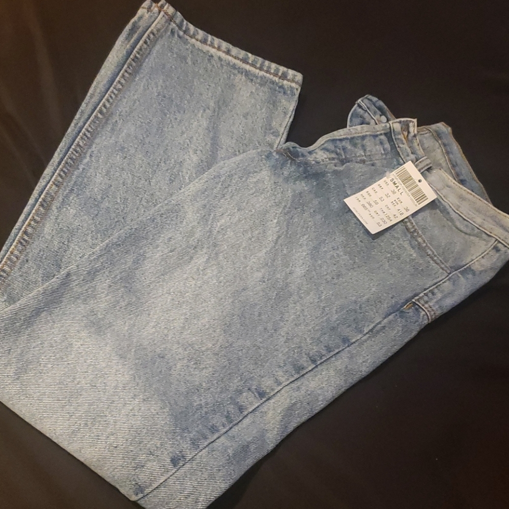 Carly light wash jeans
